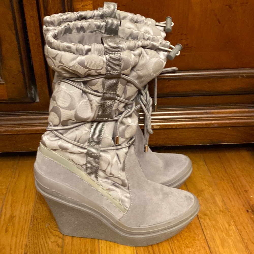 Gray Coach boots size 9